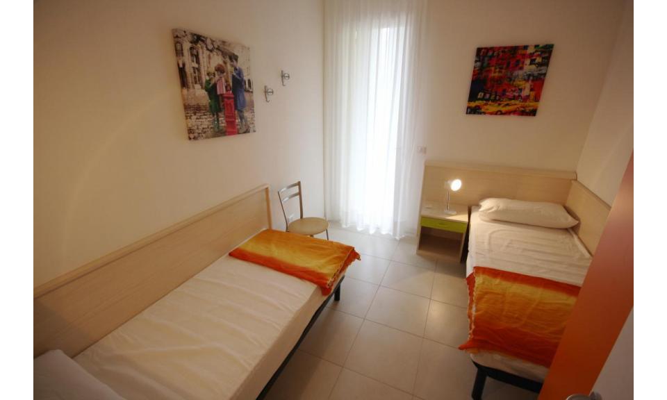 Residence PARCO DELLE NAZIONI: C7 - Zweibettzimmer (Beispiel)